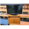 Image 1 : 32" Panasonic TV & Stand