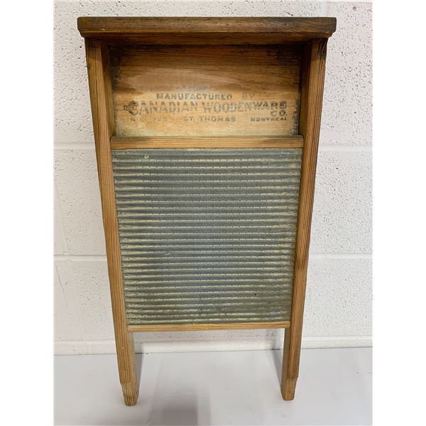 Vintage Empire Globe Washboard
