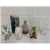 Image 1 : 9 Assorted Floral Vases