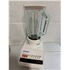 Image 2 : Kitchen Appliance Lot
