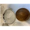 Image 4 : Serving Platter and Trays