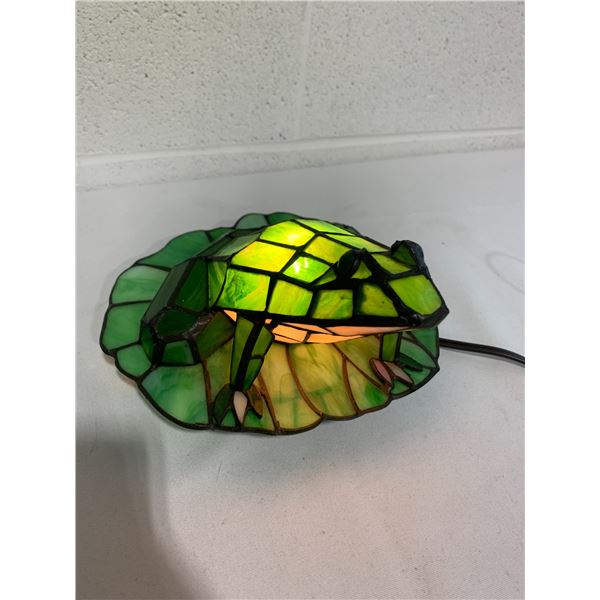 Dale Tiffany Art Glass Frog Lamp