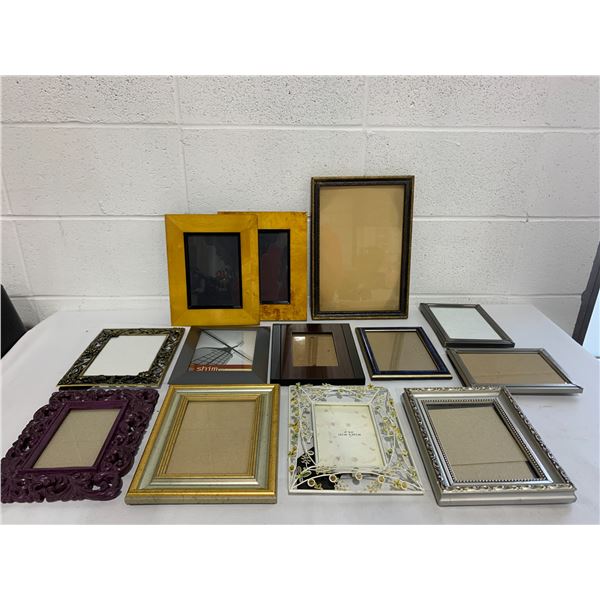 Medium Sized Picture Frames Lot