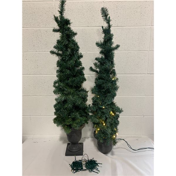 Pre Lit Potted Jasper-Pine