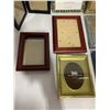 Image 3 : Medium/ Small Picture Frames and Holders
