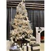 Image 2 : A Black & White Christmas