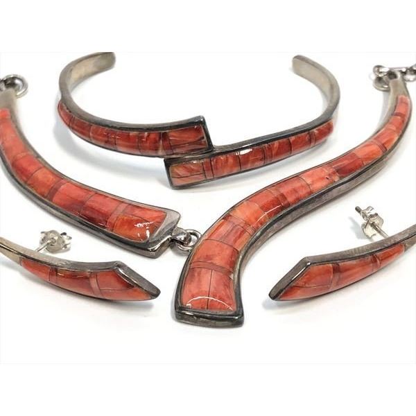 Vintage Navajo Coral Inlay Necklace Cuff Earrings Set