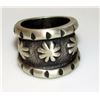 Image 2 : Navajo MONTY CLAW Ring Size 7 Tufa Cast Sterling Silver