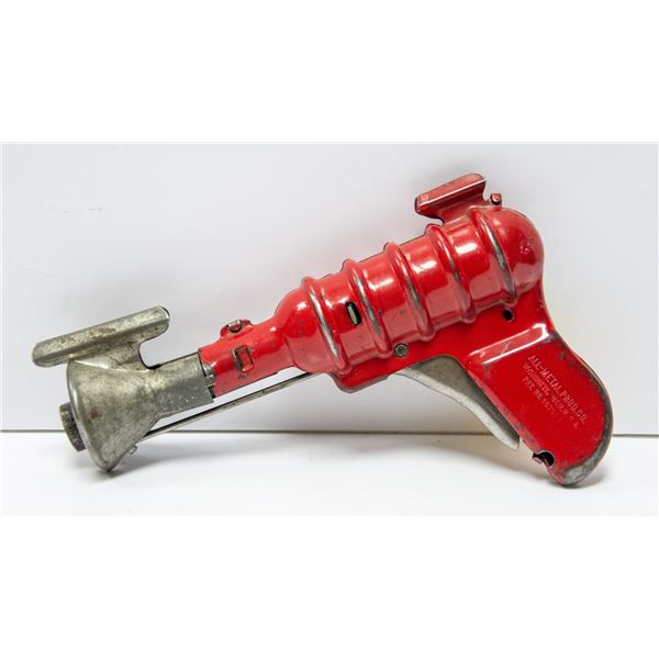 1940S ATOMIC DART GUN METAL WYANDOTTE