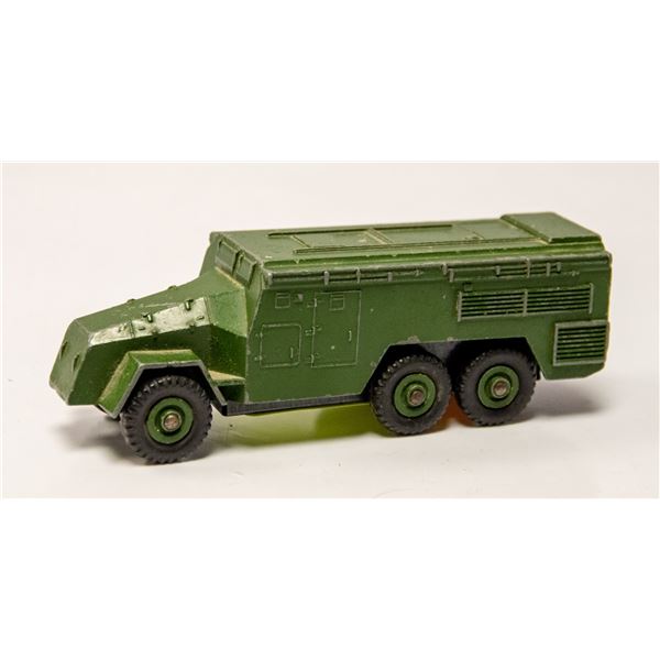 10S DINKY TOYS ARMOURED COMMAND VEHICLE