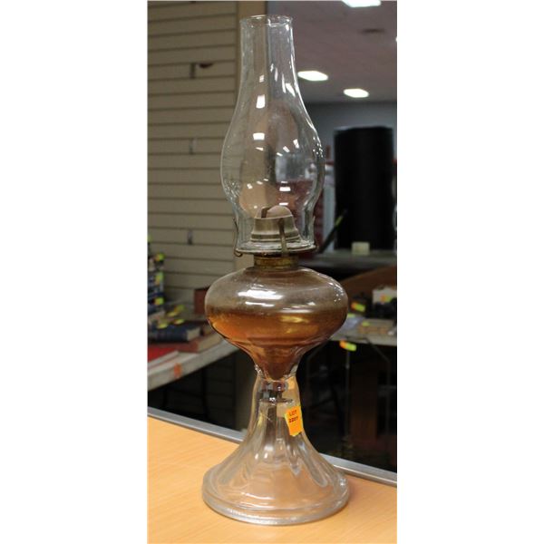 ANTIQUE GLASS OIL LAMP WITH CHIMNEY