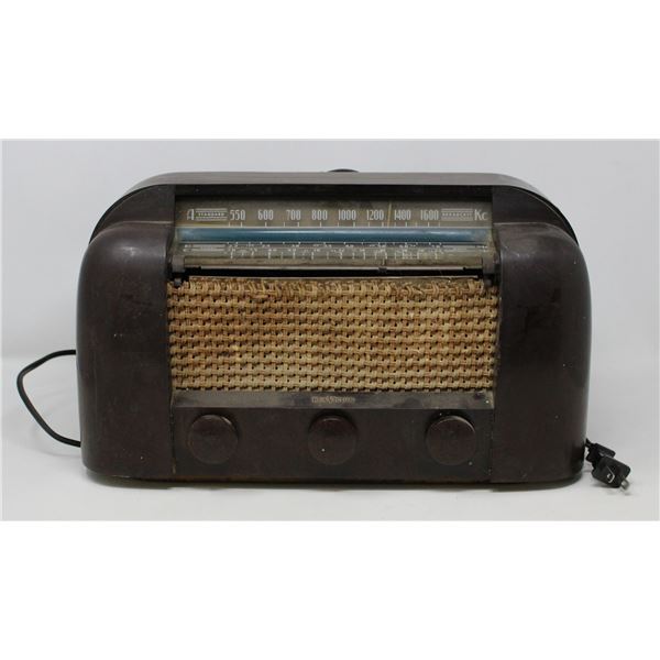1940S ART DECO BAKELITE RCA SHORT WAVE RADIO
