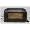 Image 1 : 1940S ART DECO BAKELITE RCA SHORT WAVE RADIO