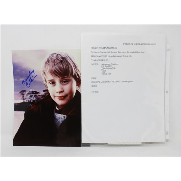 MCAULEY CULKIN AUTOGRAPHED 8X10 PHOTO