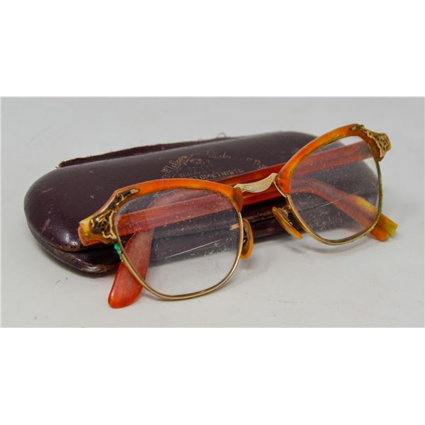 ANTIQUE LADIES GLASSES IN CASE