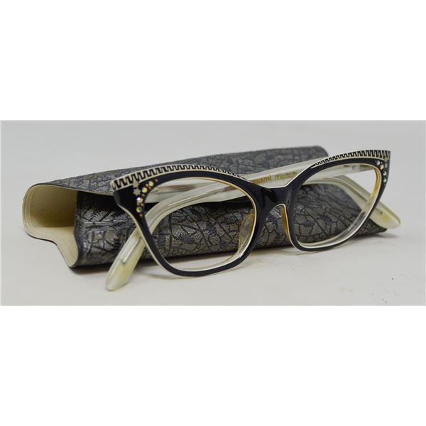 ANTIQUE HORNED RIM GLASSES