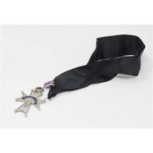 KNIGHTS OF COLUMBUS CHAPLAIN PIN AND RIBBON