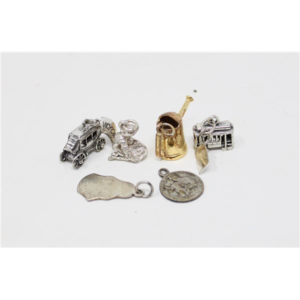 LOT OF ASSORTED VINTAGE CHARMS JEWELLERY