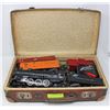 Image 1 : 1940S AMERICAN FLYER TRAIN SET W TRACK
