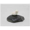 Image 1 : 1970S INUIT CARVED BIRD ON STONE SIGNED L ETAC