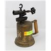 Image 1 : ANTIQUE BRASS BLOW TORCH