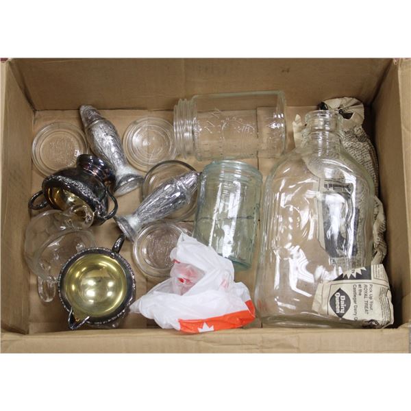 BOX OF ASSORTED VINTAGE COLLECTIBLES TINS ETC