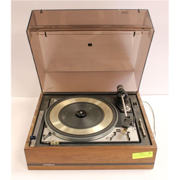 VINTAGE NORESCO TURNTABLE