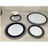 Image 2 : Noritake Fine Porcelain Crestwood Cobalt Platinum Place Setting
