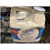 Image 1 : Long Lasting Scoopable Cat Litter - 6.35kg