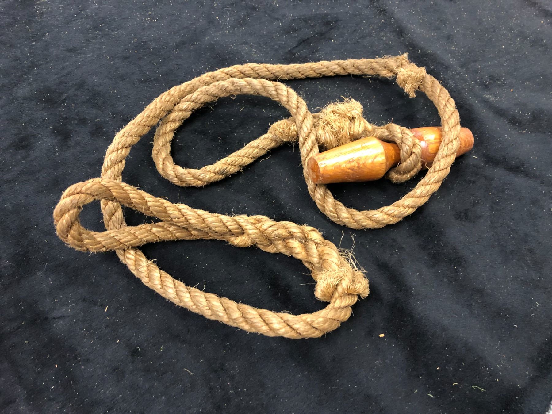 Reproduction airborne toggle rope
