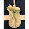Image 2 : World War II Canadian set of webbing basic universal pouches pattern 37
