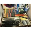 Image 4 : Shelf Lot of Artist Supplies
