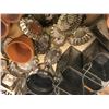 Image 3 : Shelf Lot of 1/6 th scale Accessories