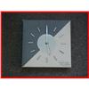 Image 1 : Rare Electric Howard Miller Box Carton Clock #2354366