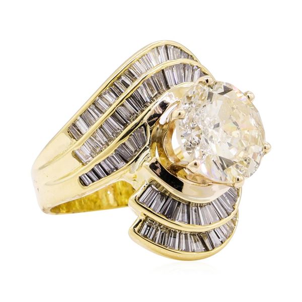 7.51 ctw Diamond Ring - 18KT Yellow Gold