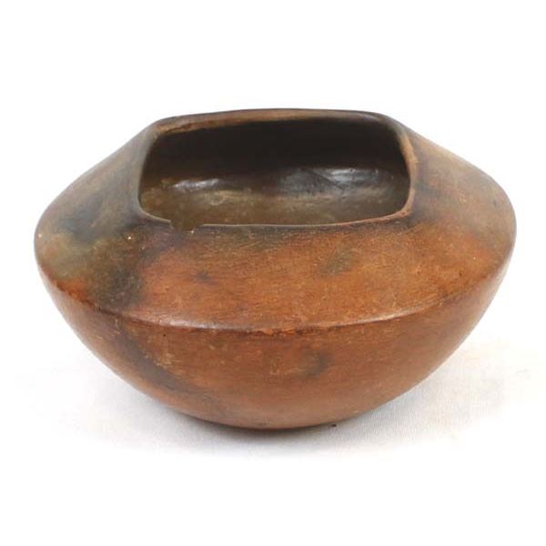 Navajo Pottery Bowl by Alice Cling