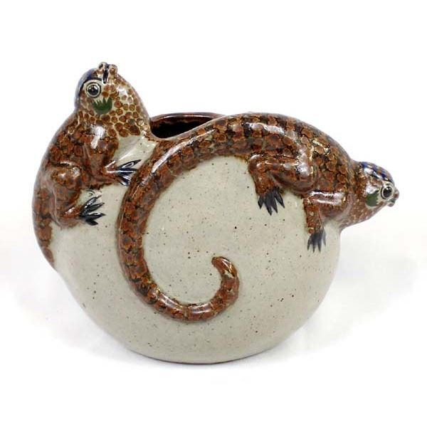 Iguana Lizards Pottery Vase