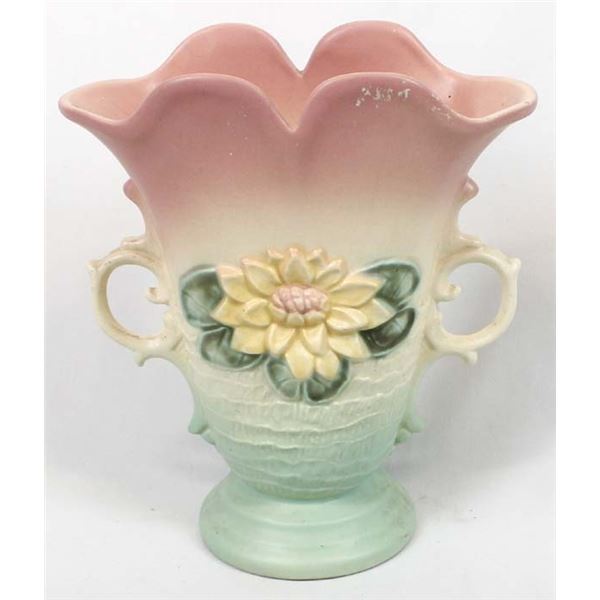 USA Hull Pottery Water Lily Vase