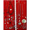 Image 10 : Large Wonderful Collection of Jewelry