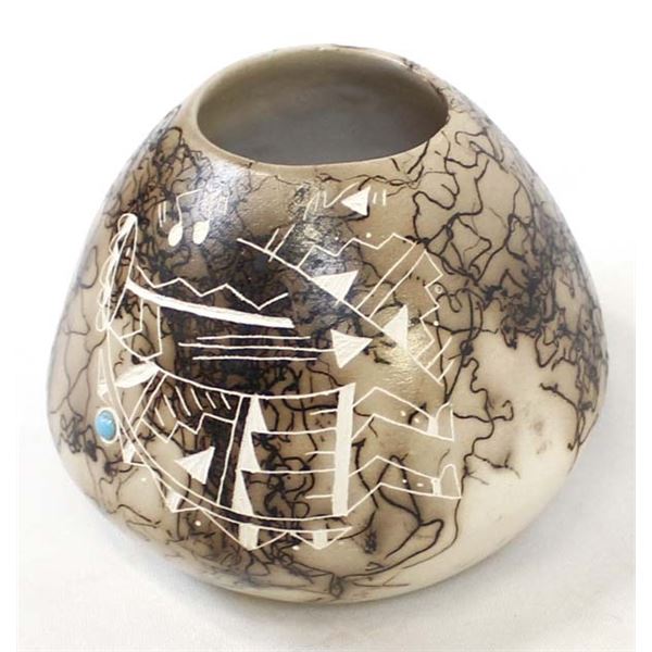 Navajo Horse Hair Etched Pottery by Geri Vail