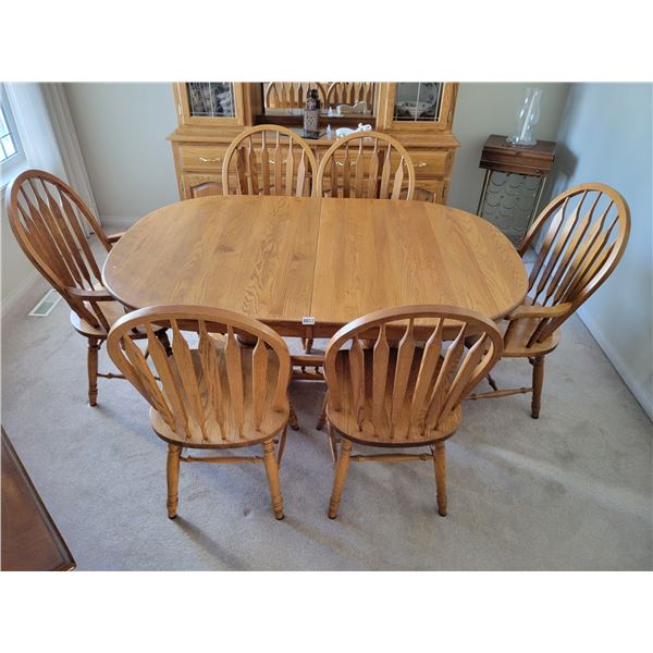 Dining Table & 6 Chairs