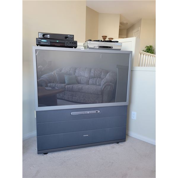 50" Toshiba TV with VCR & DVD Player *Receiver not included