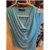 Image 4 : 12 Women's Dress Tank Tops (Size 6)
