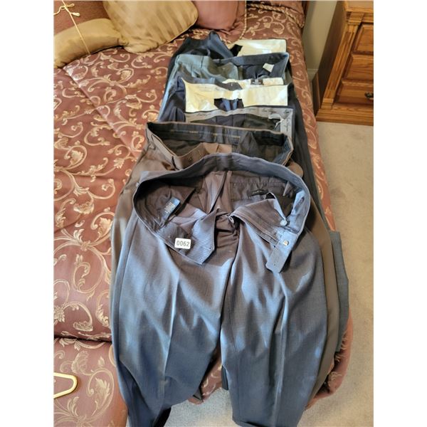 7 Pairs of Men's Dress Pants (Size 36/32)