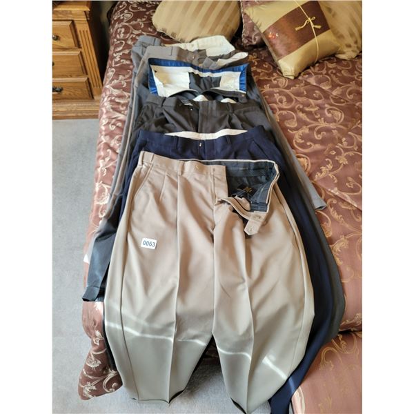 6 Pairs of Men's Dress Pants (Size 36/32)