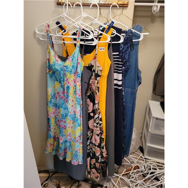 8 Women's Dresses (Size 4-6)
