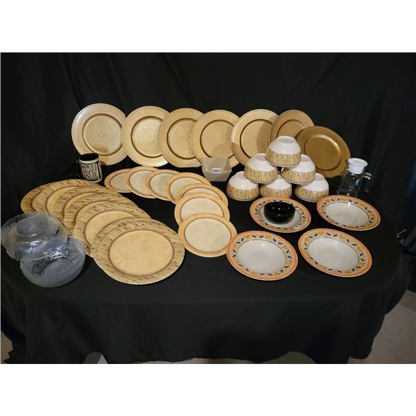 Plastic, Ceramic & Glass Place Settings