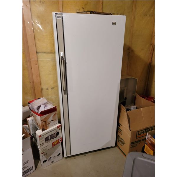 Woods Refrigerator (Model WR48-UWI)
