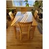Image 4 : Dining Room Set with 4 Chairs