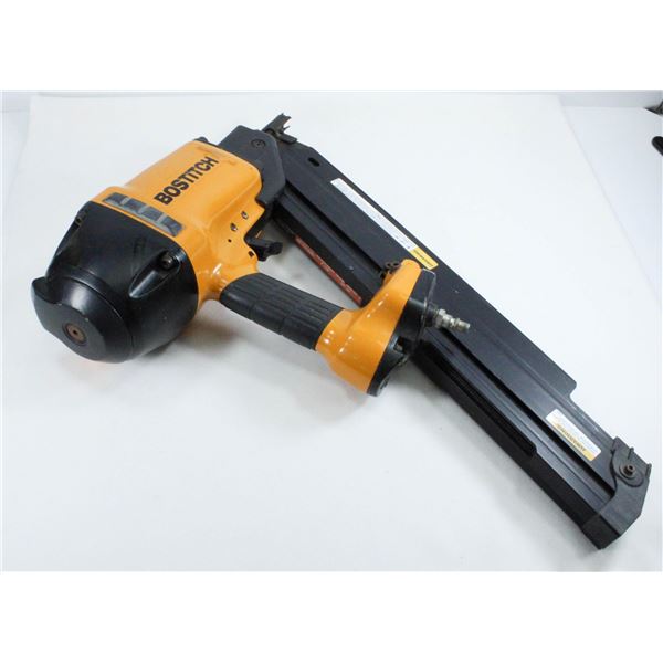 BOSTITCH AIR NAILER